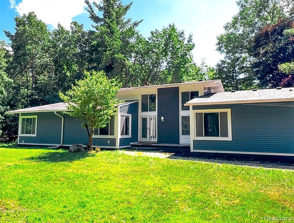 5815 Bloomfield Glens Road, West Bloomfield, MI — Photo 4