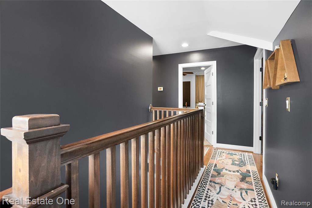 705 N Dorchester Avenue, Royal Oak, MI 48067 — Photo 20
