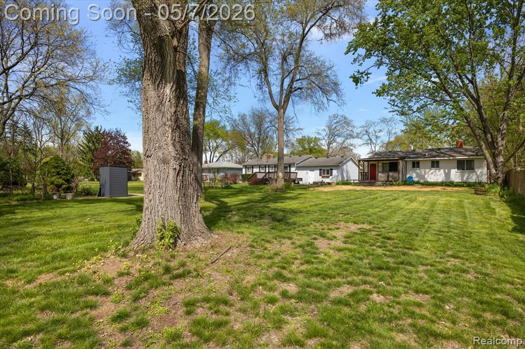 2795 Woodbury Street, Walled Lake, MI 48390 — Photo 42
