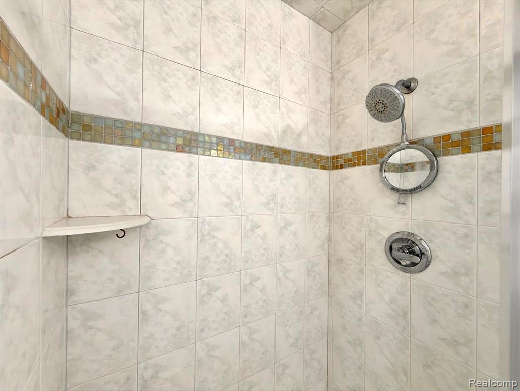 4973 Danbury Drive, Troy, MI 48085 — Photo 48