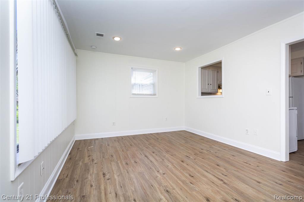 21892 Ehlert Avenue, Warren, MI 48089 — Photo 15