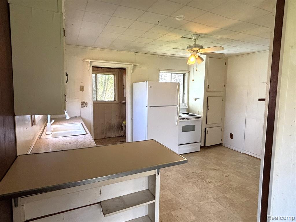 4490 Peppermill Road, Attica, MI 48412 — Photo 8