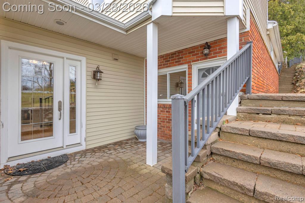 664 King Circle, Lake Orion, MI 48362 — Photo 52