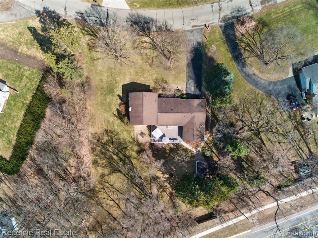 47025 S Chigwidden Drive, Northville, MI 48167 — Photo 61