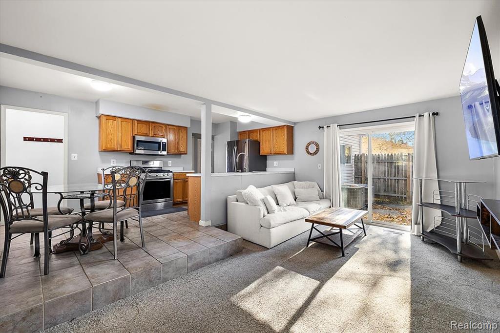 4775 Halberd Street, Commerce Twp, MI 48382 — Photo 17