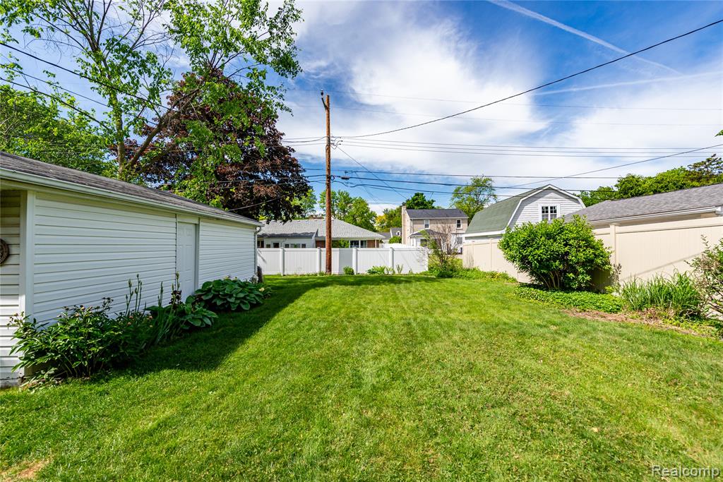 4220 Arlington Drive, Royal Oak, MI 48073 — Photo 36