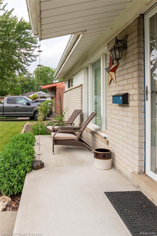 5397 Vivian Street, Dearborn Heights, MI 48125 — Photo 3