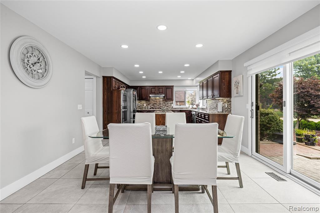 43352 Chardonnay Drive, Sterling Heights, MI 48314 — Photo 11