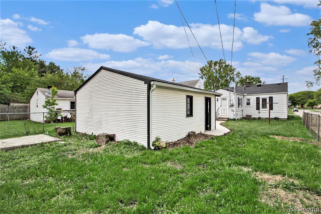 6041 HAROLD Street, Taylor, MI 48180 — Photo 5