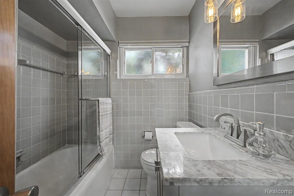 9904 Fox Avenue, Allen Park, MI 48101 — Photo 20