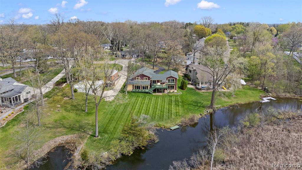 2745 Lari Court, West Bloomfield, MI 48324 — Photo 2