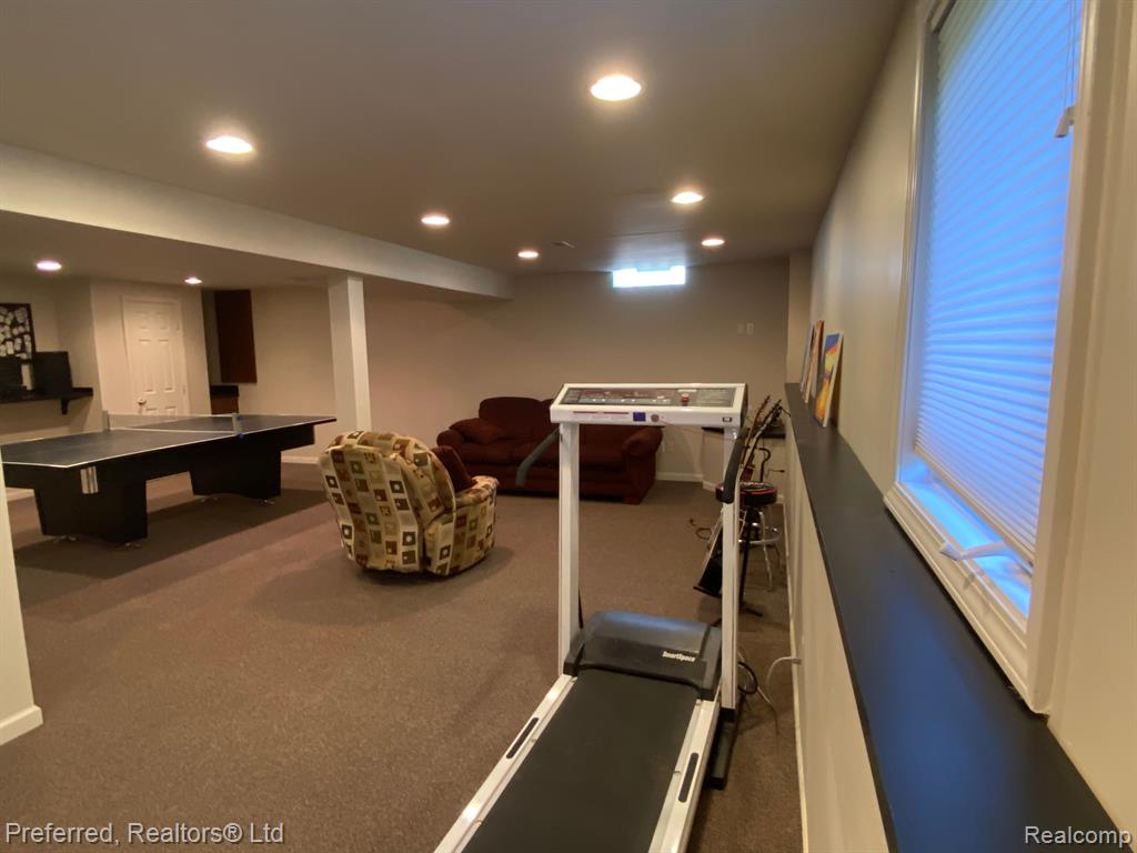 8360 OPAL Drive, Westland, MI — Photo 36