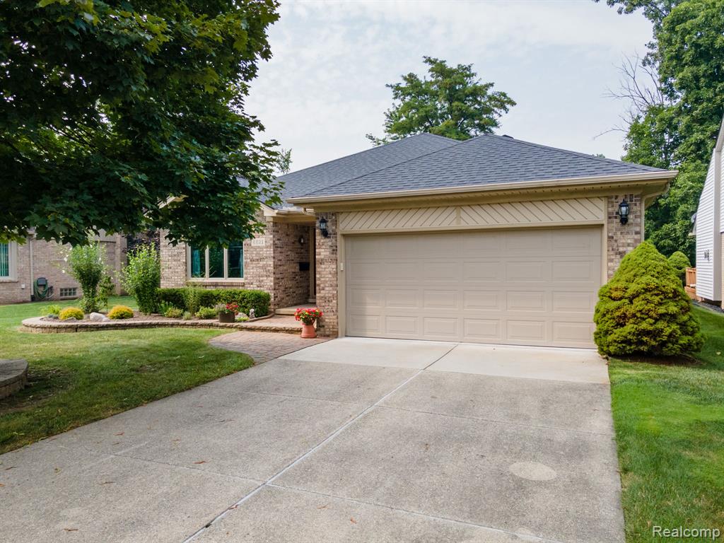 6821 Carriage Creek Drive, Washington, MI — Photo 3