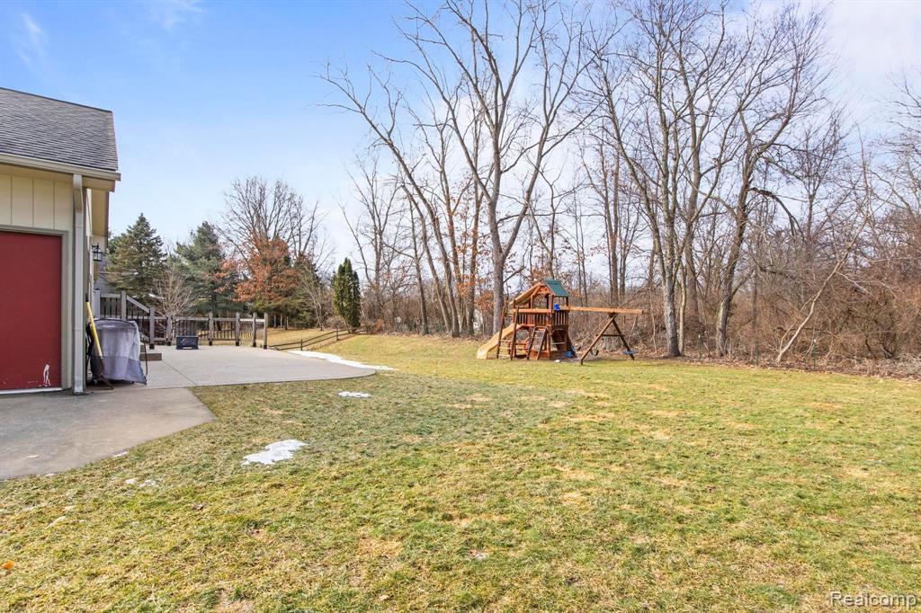 4025 PRESIDENTIAL Way, Highland, MI 48356 — Photo 22