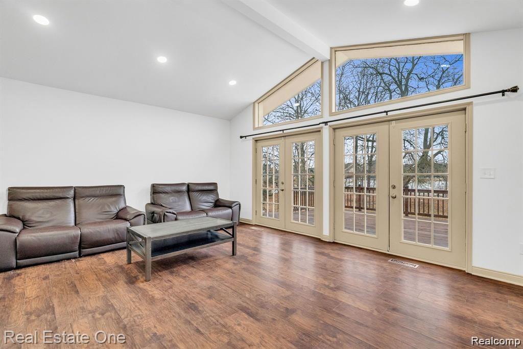 50500 Card Road, Macomb, MI 48044 — Photo 14