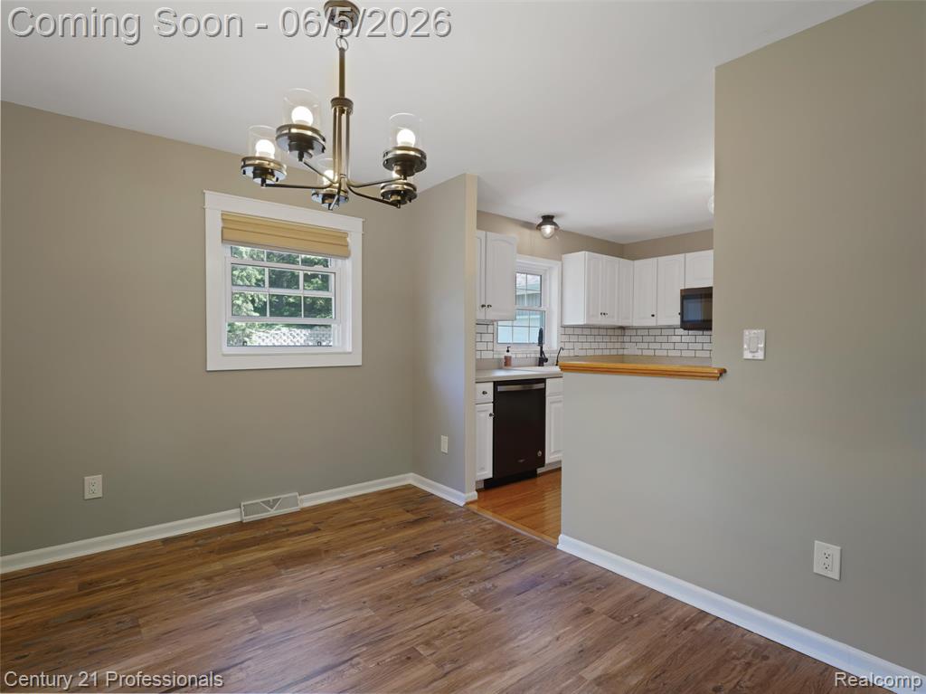 4921 Huron Drive, Clarkston, MI 48348 — Photo 7