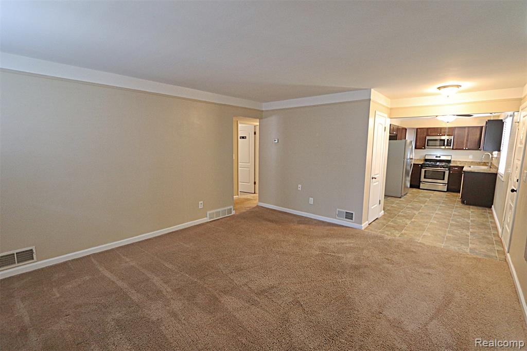 8250 N Henry Ruff Road, Westland, MI — Photo 12