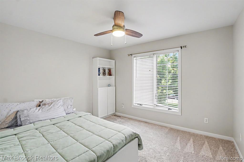 9843 Oak Valley Drive, Clarkston, MI 48348 — Photo 21