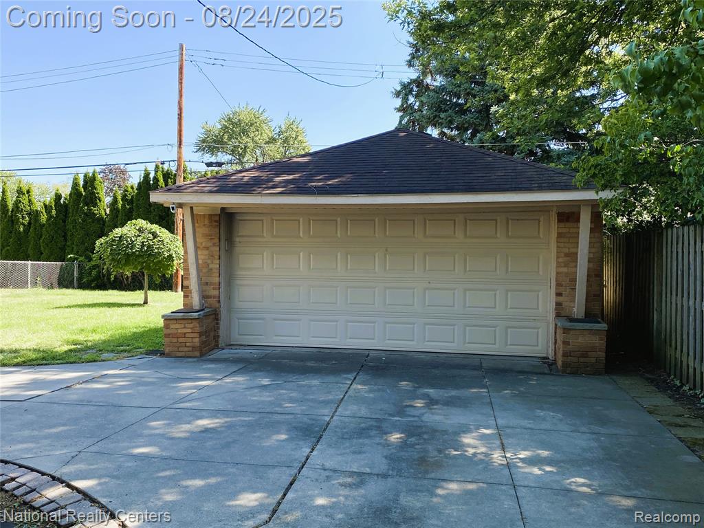 7288 Kingsbury Street, Dearborn Heights, MI 48127 — Photo 28
