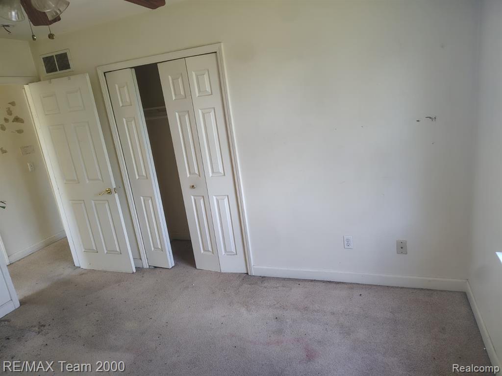 19452 Troy Place, Highland Park, MI 48203 — Photo 22