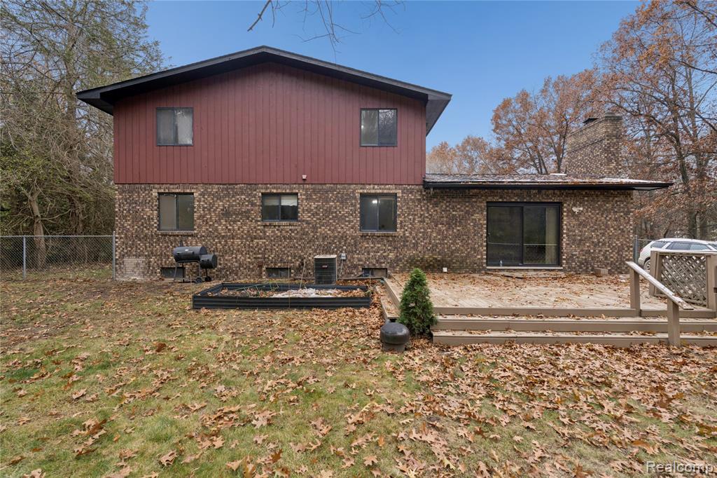 6570 Perryville Road, Holly, MI 48442 — Photo 43