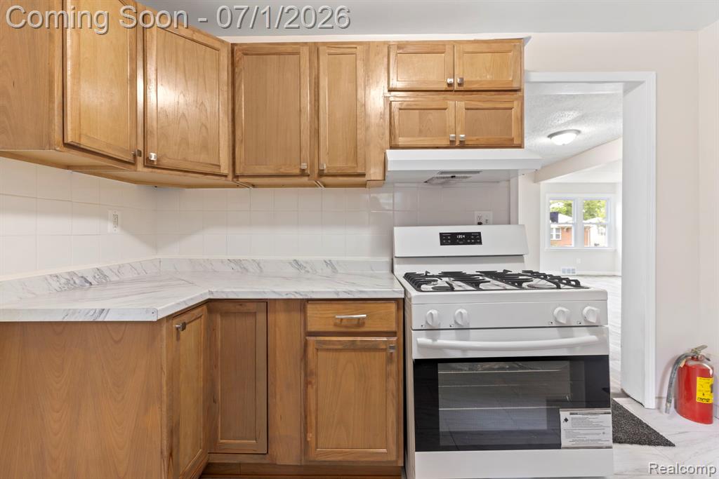 551 Nebraska Avenue, Pontiac, MI 48341 — Photo 12