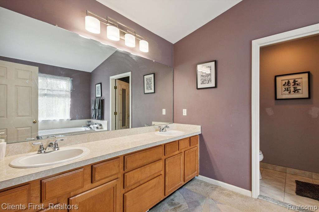 43872 N TIMBERVIEW Drive, Belleville, MI 48111 — Photo 27