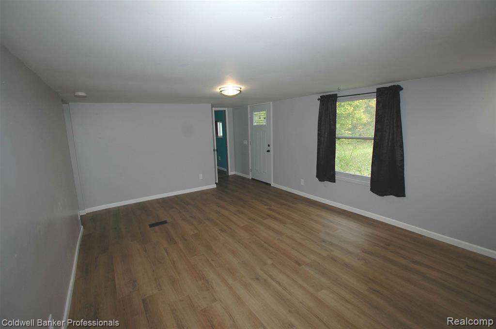 5730 Van Dyke Road, Cass City, MI 48726 — Photo 17