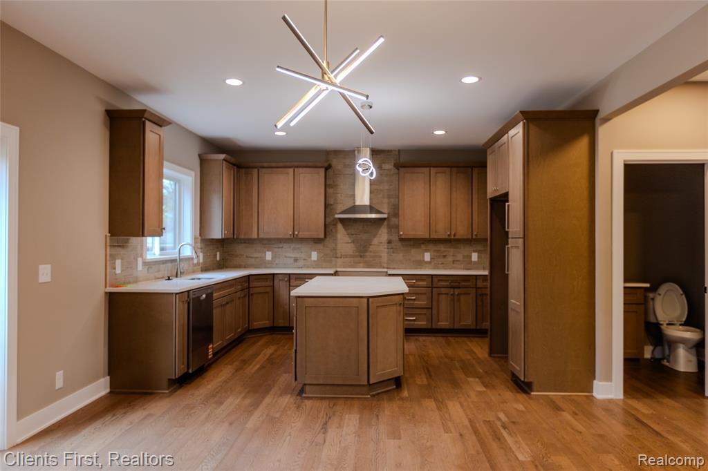 924 Carrington Drive, Northville, MI 48167 — Photo 18