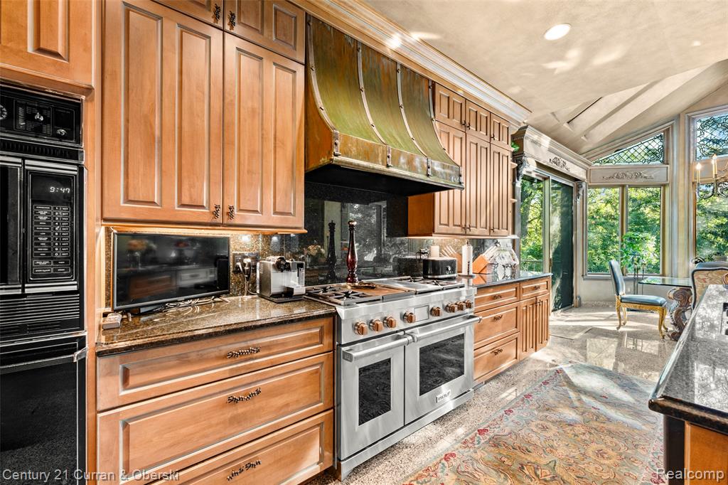 9 West Lane, Dearborn, MI 48124 — Photo 21