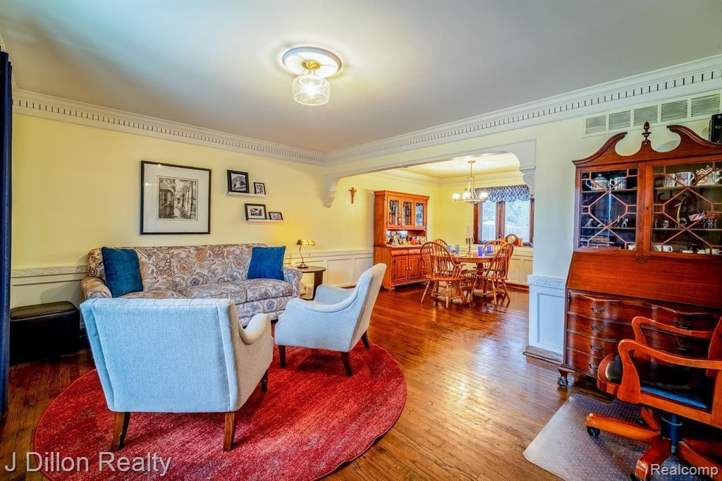 43682 LOMBARDY Drive, Canton, MI 48187 — Photo 17