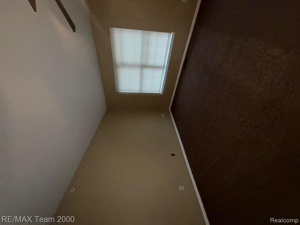 40 GEORGETOWN Court, Dearborn, MI 48126 — Photo 15