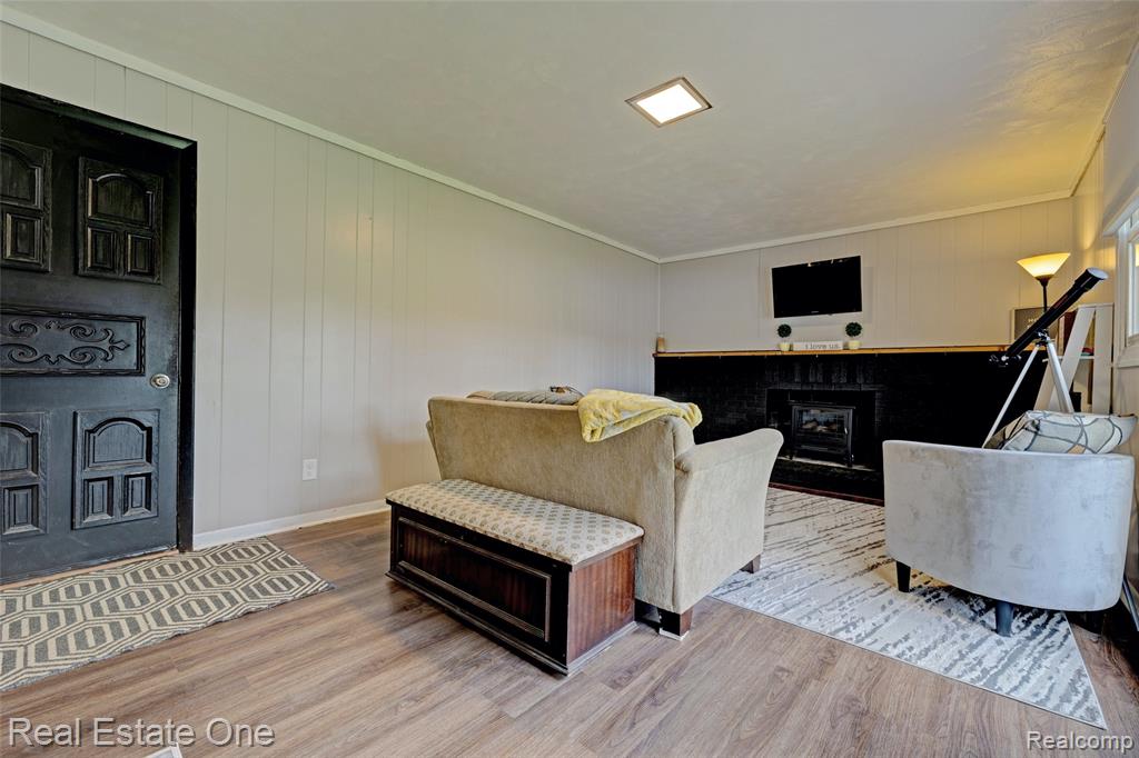 327 Coats Road, Lake Orion, MI 48362 — Photo 25