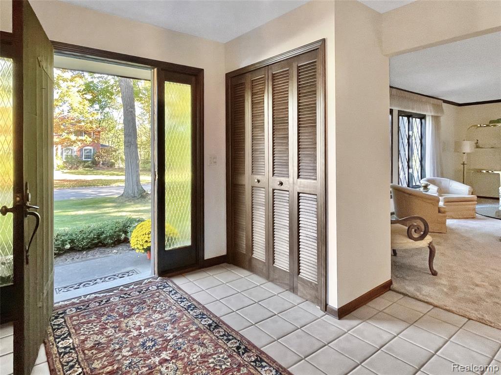 5962 Oakland Valley Drive, Rochester, MI 48306 — Photo 6