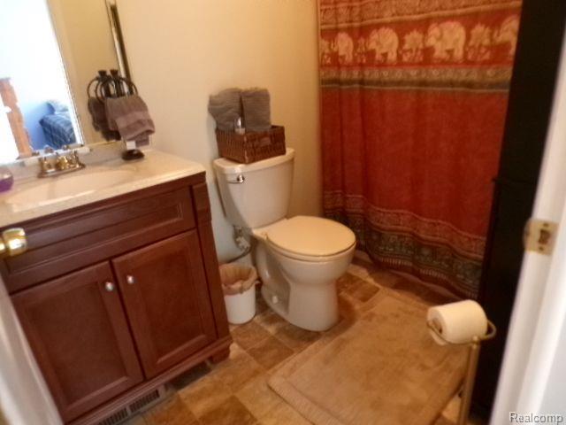 4213 CLINTONVILLE Road, Waterford, MI 48329 — Photo 13