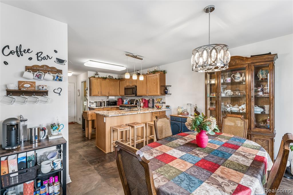 7039 Rosewood Drive, Flushing, MI 48433 — Photo 13