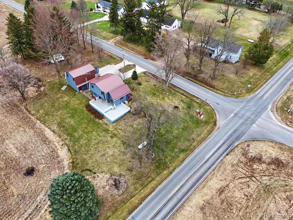 992 W Bennington Road, Owosso, MI 48867 — Photo 50