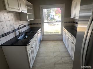 20260 Lancaster Street, Harper Woods, MI 48225 — Photo 11