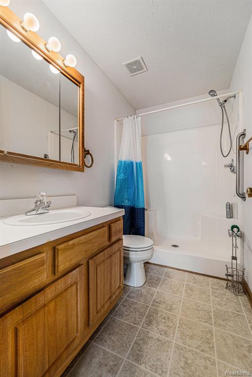 382 MARIGOLD Circle, Westland, MI — Photo 13