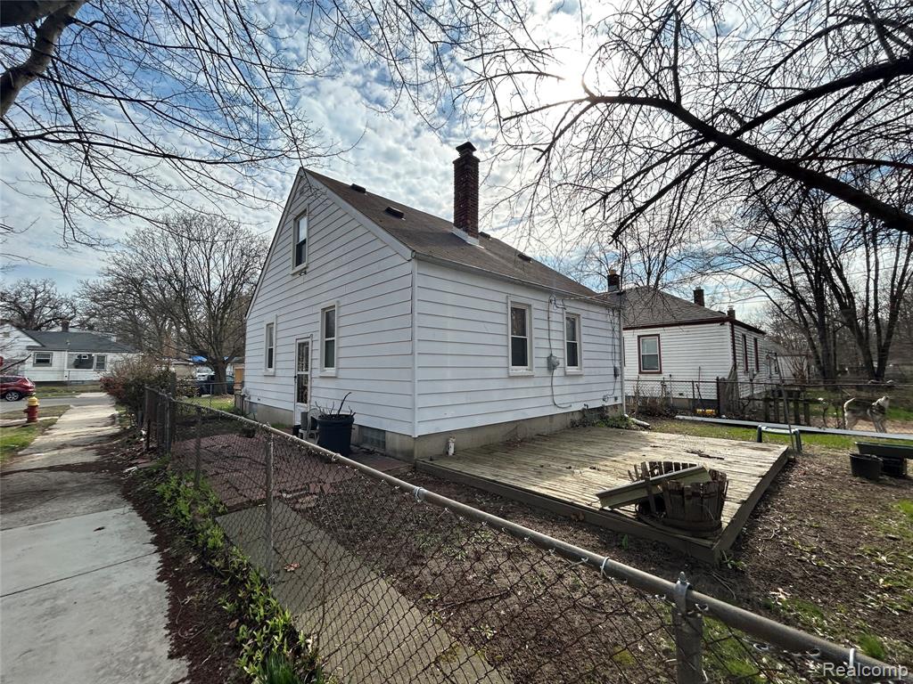16910 Pembroke Avenue, Detroit, MI 48235 — Photo 42