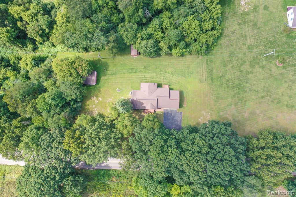 1075 Indian Road, Lapeer, MI 48446 — Photo 36