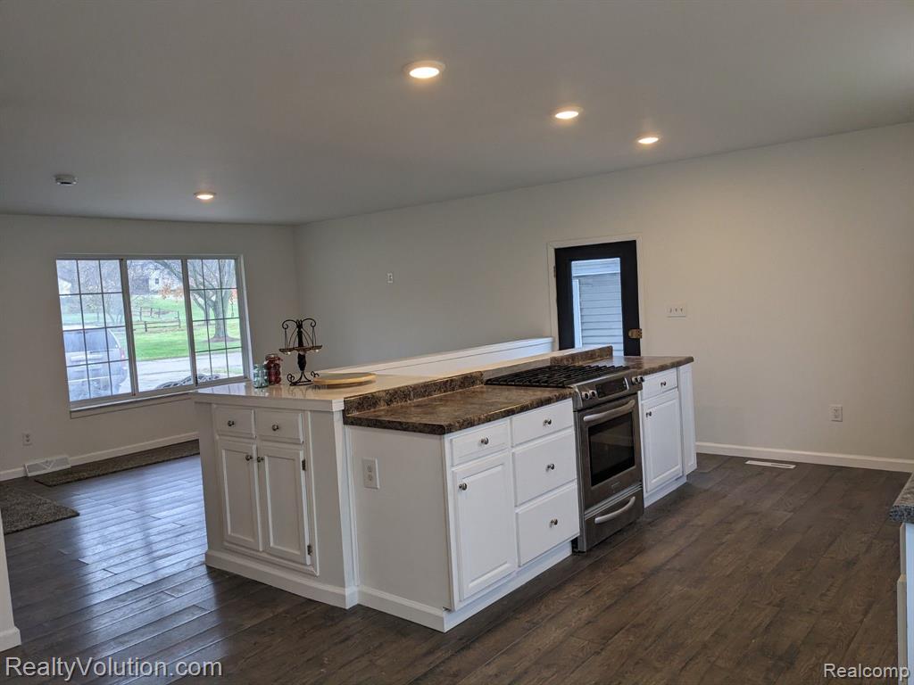 6219 PINE Street, Mayville Vlg, MI 48744 — Photo 5
