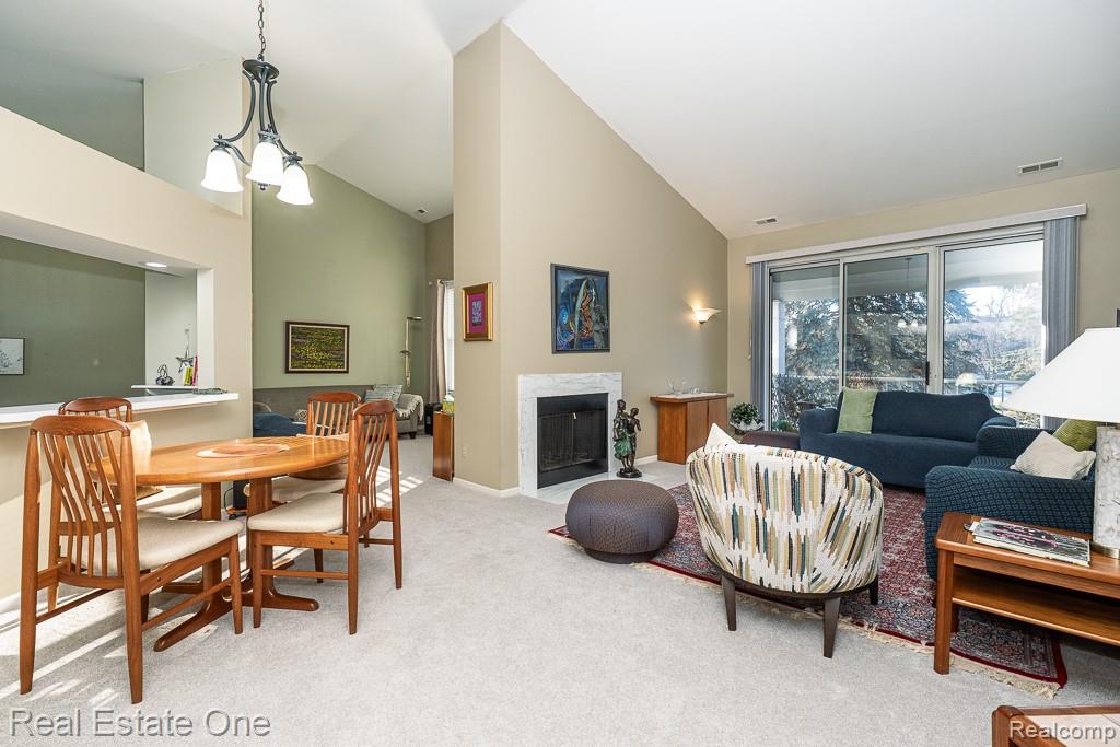 1903 Eagle Pointe, Bloomfield Hills, MI 48304 — Photo 13