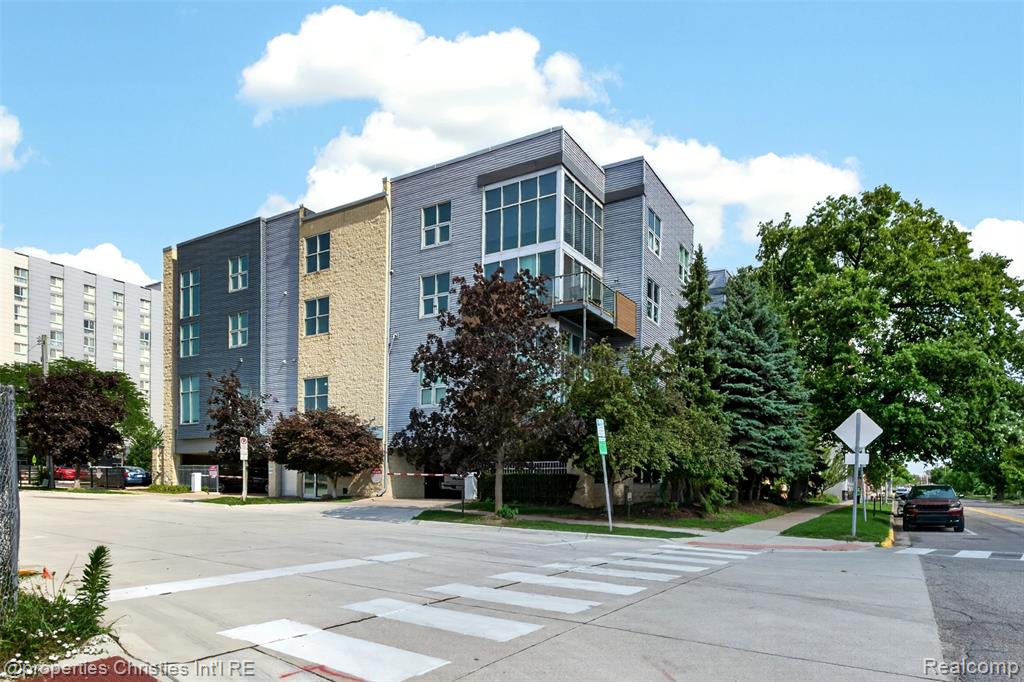 614 S Troy Street E, Royal Oak, MI 48067 — front exterior