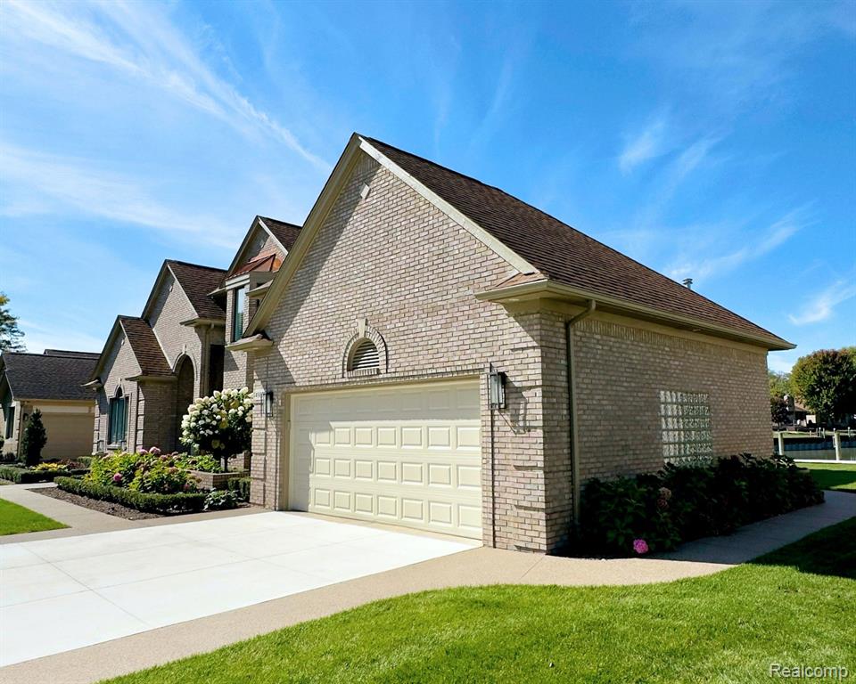 49877 Miller Court, Chesterfield, MI 48047 — Photo 39
