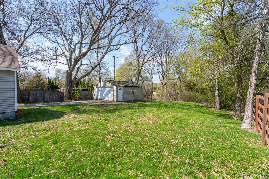 6248 Waldon Road, Clarkston, MI — Photo 5
