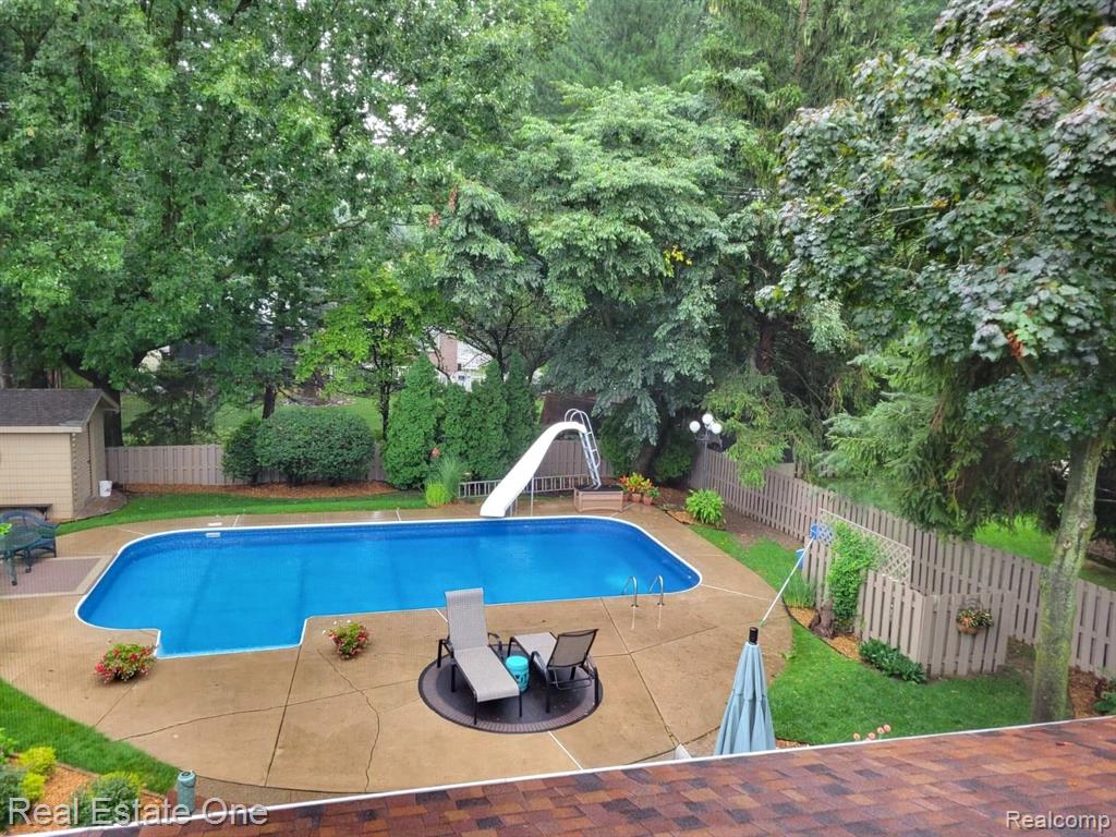 46322 HOUGHTON Drive, Shelby Twp, MI 48315 — Photo 38