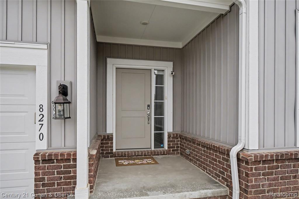 8270 Carston Lane, Brighton, MI 48116 — Photo 2