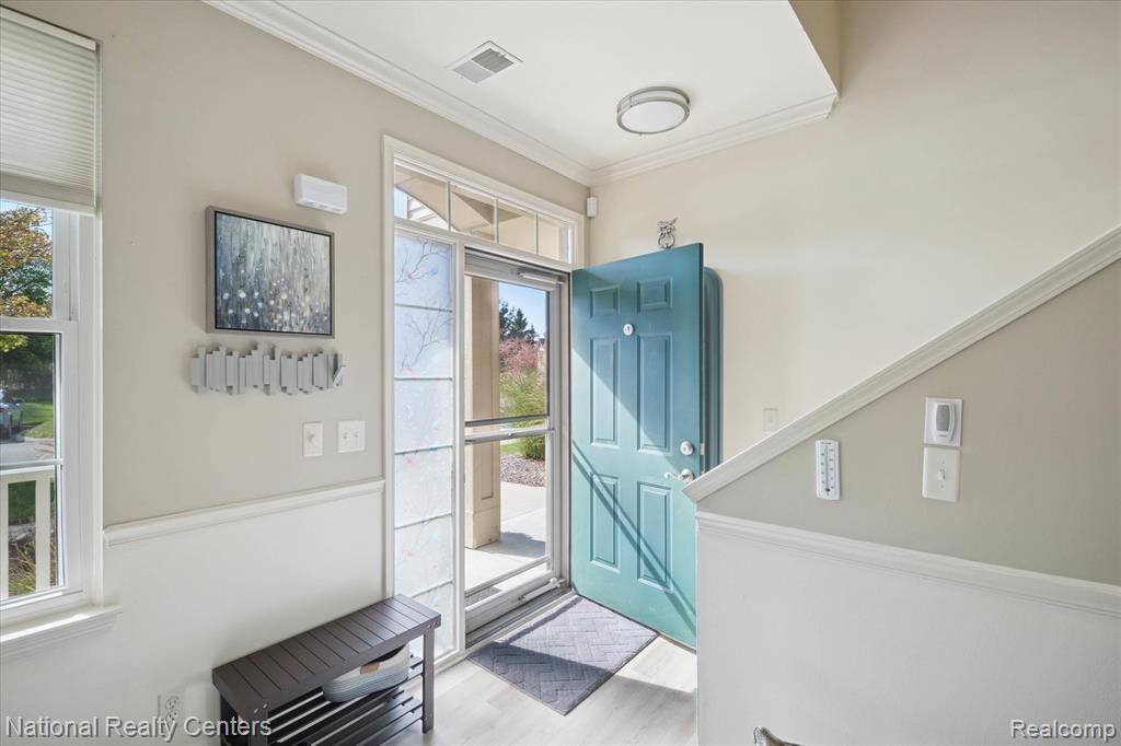 4067 Kirkway Court, 110, Howell, MI 48843 — Photo 4