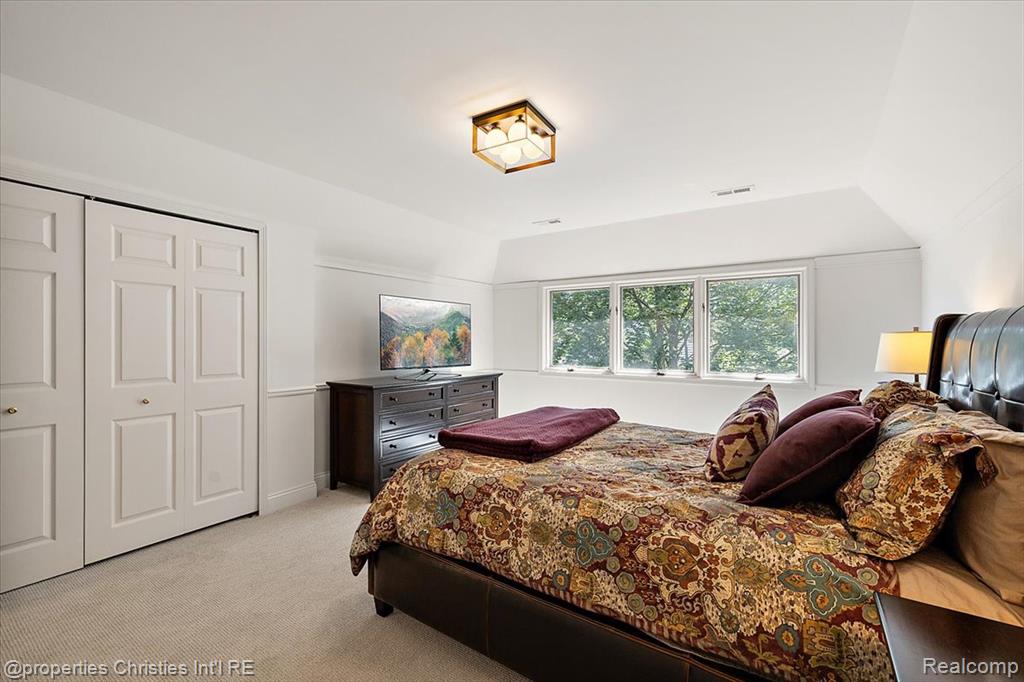 40 Scenic Oaks Drive N, Bloomfield Hills, MI 48304 — Photo 41